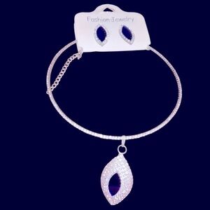 Elegant Silver and Blue Necklace Set